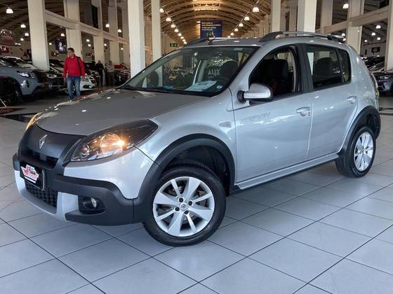 RENAULT SANDERO 1.6 STEPWAY 8V FLEX 4P MANUAL RENAULT SANDERO 1.6 STEPWAY 8V FLEX 4P MANUAL